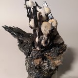 Stibnita (Estibina), Calcita
75 x 66 mm
(Autor: Sante Celiberti)