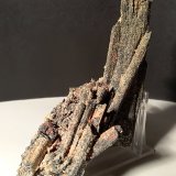 Stibnita (Estibina), Klebelsbergita, Azufre
155 x 78 mm
(Autor: Sante Celiberti)