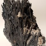 Stibnita (Estibina), Calcita
140 x 110 mm
(Autor: Sante Celiberti)