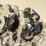 Stibnita (Estibina), Barita
90,5 x 66,6 mm
(Autor: Sante Celiberti)