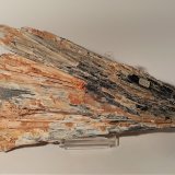 Stibiconita pseudomórfica de Stibnita (Estibina)
250 x 135 mm
(Autor: Sante Celiberti)