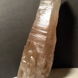 Cuarzo (variedad amatista), Pirita
165 x 56 mm
(Autor: Sante Celiberti)