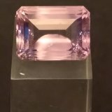 Cuarzo (variedad amatista)
19 x 11 mm
(Autor: Sante Celiberti)