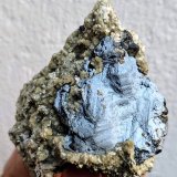 Esfalerita, Moscovita, Pirita
5,2 x 5,5 x 3,5 cm.
(Autor: carles)