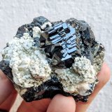Casiterita, Esfalerita, Arsenopirita, Calcita
5,8 x 4,5 x 4,0 cm.
(Autor: carles)