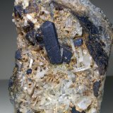 Ilvaita, Cuarzo
139 x 91 mm
(Autor: Sante Celiberti)