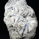 Cianita, Estaurolita, Paragonita
230 x 150 mm
(Autor: Sante Celiberti)