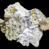 'Chabazita', Bavenita, Cuarzo, Clorita (Grupo), Microclina
7,0 x 6,5 x 5,6 cm.
(Autor: carles)