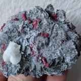Cinabrio, Calcita, Cuarzo
6,5 x 5,0 cm.
(Autor: carles)