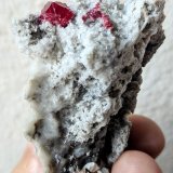 Cinabrio, Cuarzo, Calcita
5,9 x 3,9 cm.
(Autor: carles)
