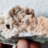 Dolomita, Calcopirita
8,2 x 4,0 cm.
(Autor: carles)