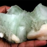 Fluorapofilita-(K) y Estilbita-Ca
140x80x75mm
(Autor: joaquin gar)