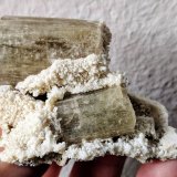 Fluorapatito, Stilbita-Ca (Estilbita-Ca)
6,0 x 4,7 cm.
(Autor: carles)
