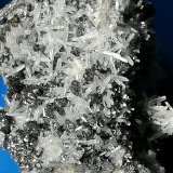 Cuarzo, Esfalerita y Galena.
13 x 9 cm.
(Autor: Rafael varela olveira)