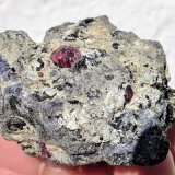 Almandino (Grupo Granate), Cordierita
4,5 x 3,3 cm
(Autor: carles)