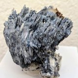 Stibnita (Estibina)
5,0 x 4,0 x 3,7 cm.
(Autor: carles)