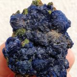 Azurita, Olivenita
4,5 x 3,9 x 2,8 cm.
(Autor: carles)