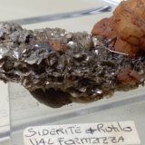 Rutilo, Siderita, Moscovita
52 x 27 mm
(Autor: Sante Celiberti)