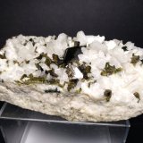 Epidota, Albita
110 x 57 mm
(Autor: Sante Celiberti)