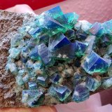 Fluorita
18 cm
(Autor: Cesar M. Salvan)