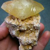 Calcita
5 x 5 cm. el cristal
(Autor: mmarte)