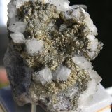 Pirita y calcita
8 x 7 cm.
(Autor: Manuel Baquero)