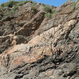 Otras formas pegmatíticas intruyendo el gneis porfiroblastico
(Autor: Jesús López)