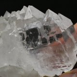 Cuarzo
7 x 6.6 x 3.7 centimetros
(Autor: Ricardo Melendez)