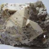Ortoclasa y cuarzo
10 x 8 cm.
(Autor: prcantos)