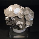 Calcita y Dolomita
8 x 8 cm. (Calcita mayor: 4,5 cm).
(Autor: Darío Menéndez)