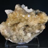 Fluorita, Calcita y Pirita
17 x 13 cm.
(Autor: Darío Menéndez)