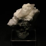 Calcita y Dolomita
4 x 4 cm. (Calcita: 2,5 cm).
(Autor: Darío Menéndez)