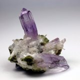Cuarzo (variedad amatista)
5 x 3.5 x 3 centimetros
(Autor: Ricardo Melendez)