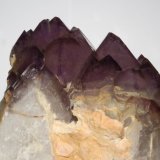 Cuarzo (variedad amatista), Microclina
19x18x10 cm
(Autor: andres codina)