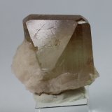 Topacio
2.5 x 2.3 x 2.1 centimetros
(Autor: Ricardo Melendez)