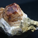 Grossularia (grupo Granate)
105mm - 51mm - 59mm
(Autor: Pedro Naranjo)