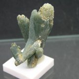 Cuarzo (variedad prasio)
48mm - 31mm - 34mm
(Autor: Pedro Naranjo)