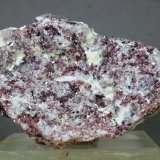 Lepidolita
81x51x43 mm.
(Autor: Juan Espino)