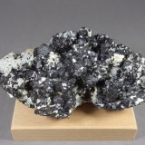 Magnetita
10,5 x 4,7 x 4,5 cm.
(Autor: J. G. Alcolea)