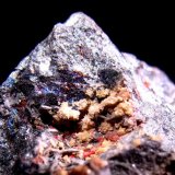 Cinabrio, Antimonita (estibina)
2 x 1,5 cm. área foto
(Autor: Calita)