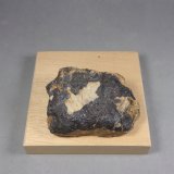 Miargirita [Miargyrite]
6,2 × 4,8 × 1,9 cm.  119,53 g.
(Autor: J. G. Alcolea)