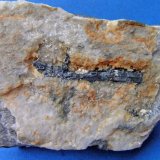 Antimonita con Dolomita
Tamaño de la pieza 9x5,6x4,5 cm.
(Autor: Nacho)
