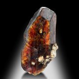 Monacita (Subgrupo)
6.5 x 3 x 3.5 cm / Cristal principal: 6.4 cm.
(Autor: Museo MIM)