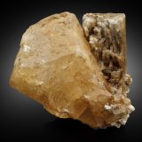 Monteregianita-(Y)
3 x 2 x 2 cm / cristal principal: 1.7 cm
(Autor: Museo MIM)