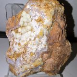 Fluorapatito (variedad carbonato-fluorapatito)
5,5x4,5 cm.
(Autor: Adri Rodríguez)