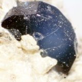 Osumilita
< 1 mm
(Autor: José Luis Zamora)