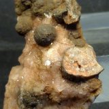 Cuarzo, variedad botroidal
4 x 2,5 x 1,5 cm.
(Autor: Felipe Abolafia)