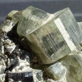 Fluorapatito y Casiterita
6 x 6 x 5 cm.
(Autor: javier ruiz martin)
