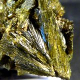 Epidota
5 x 4 x 3 cm.
(Autor: Felipe Abolafia)