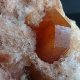 Cuarzo (variedad jacinto de compostela) en Yeso
6 x 6 cm.
(Autor: javier ruiz martin)